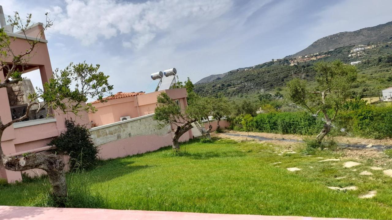 Georgioupoli Studio 2 With A Pool And Lake Views المظهر الخارجي الصورة
